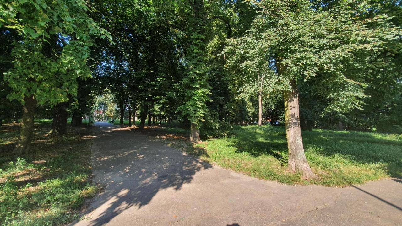 Apartament Park Saski Sandomir Extérieur photo